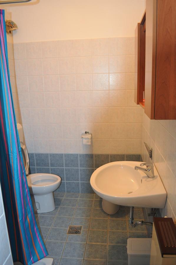 Tri Srca Apartments & Rooms Funtana Buitenkant foto