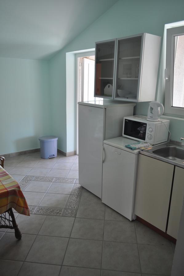 Tri Srca Apartments & Rooms Funtana Buitenkant foto