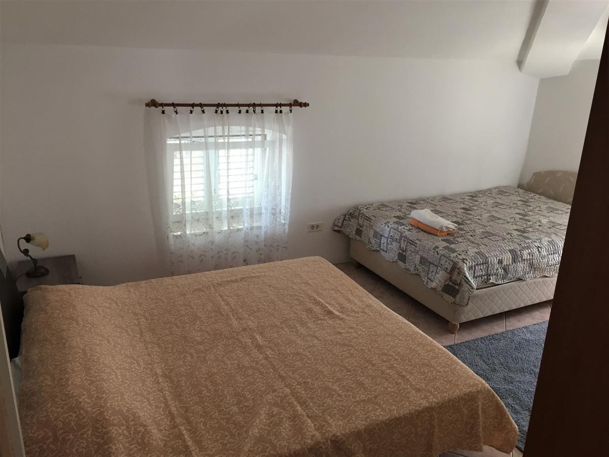 Tri Srca Apartments & Rooms Funtana Buitenkant foto
