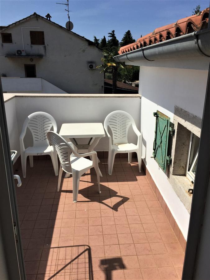 Tri Srca Apartments & Rooms Funtana Buitenkant foto